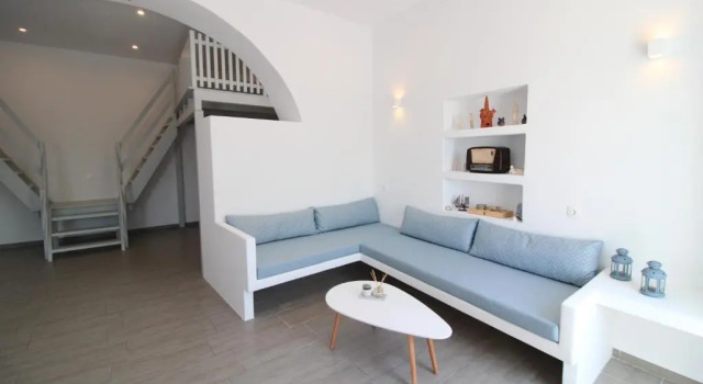 1870 House 1&2, Prenota Appartamento Hotel a Milo con parcheggio, Parcheggio