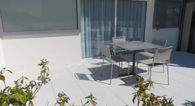 Четырёхместный люкс с балконом Appart-Hôtel Mer & Golf City Bordeaux Bassins à flot