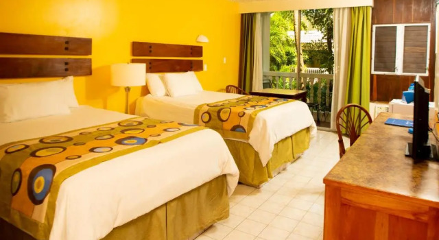 Номер Deluxe Le Plaza Hotel