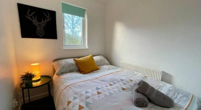 House Near Llandaff for up to 6 With Parking, Забронировать Отель Кардифф Гламорган, рядом с Insole Court