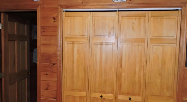 Коттедж 5 min to Dollywood, great location, excellent parking, hot tub, pool table