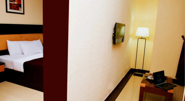 Полулюкс Sweet Spirit Hotel and Suites Danag - Port Harcourt