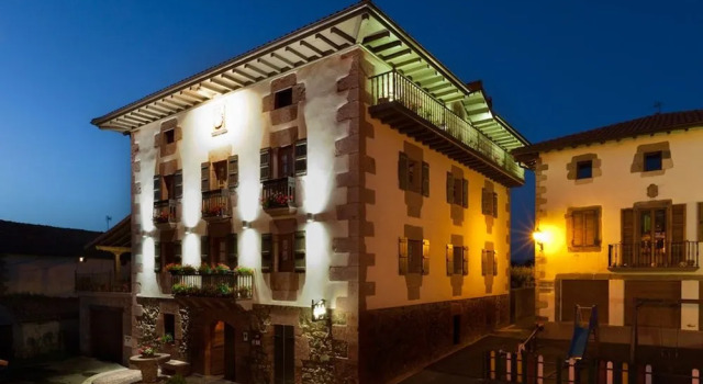 Casa Rural Zigako Etxezuria, Rezerwuj Hotel  