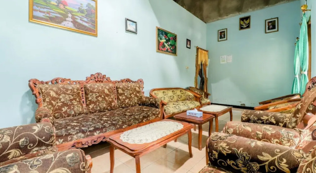 Mutiara Guesthouse, Prenota Casa vacanze Hotel a Gerbosari con parcheggio, Parcheggio