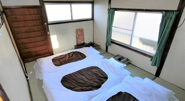 Asami Guesthouse Tabimakura, Prenota Hotel Hotel a Kyushu con parcheggio, Parcheggio