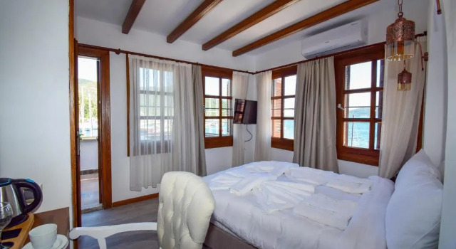 Двухместный номер с балконом и с видом на море Mets Boutique Hotel