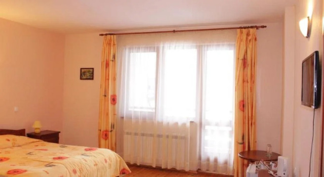 Kris Guest House, Buchen Sie Pension Dewin Smoljan