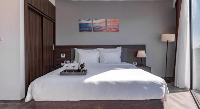 Студия Reyna Hotel Hanoi & Spa