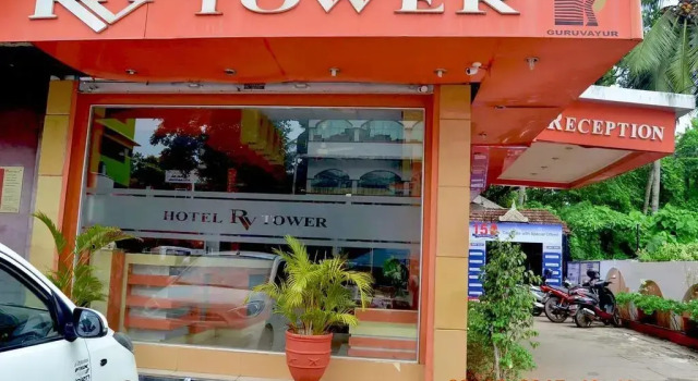 Hotel RV Tower, Забронировать Отель Отели штата Кералы с парковкой, Парковка