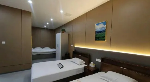 Полулюкс YIMOCHANJUHOTEL