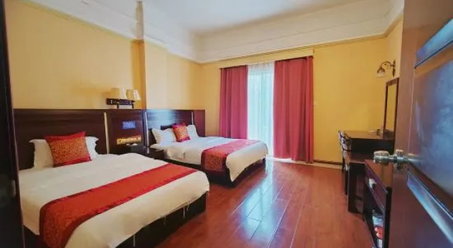 Suite Cuihu Hotel