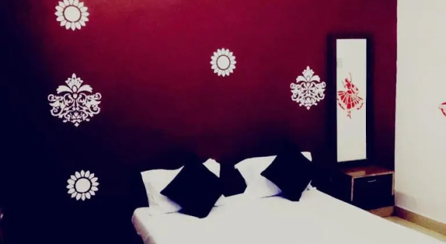 Red Stone Hotel, Забронировать Отель Отели штата Раджастхана 3 звезды, 3*