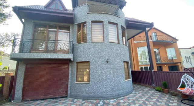 Lana S Guest House, Rezervovat Penzión Levné hotely v Imereti
