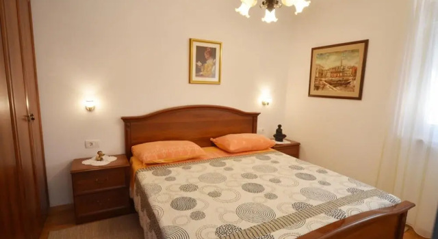 Emma in Rovinj With 1 Bedrooms and 1 Bathrooms, Забронировать Отель Ровинь Rovinj Riviera, рядом с Пристань для яхт Ровиня