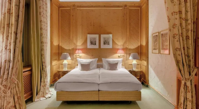 Полулюкс Classic Hotel Excelsior Munich