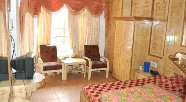 Номер Standard Hotel Gulmarg Regency
