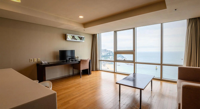 Полулюкс с видом на океан Haeundae Seacloud Hotel Residence