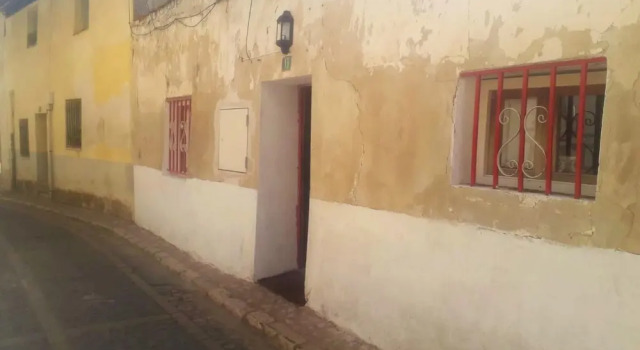 House With one Bedroom in Chinchón, Varaa Hotelli Hotellit Madridin maakunta pysäköinnillä, Pysäköinti