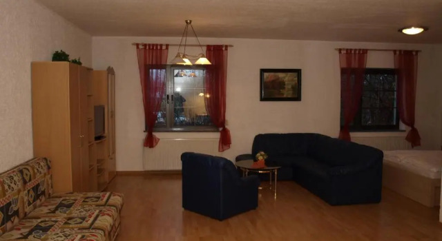 Апартаменты WEST Hotel an der Sächsischen Weinstrasse