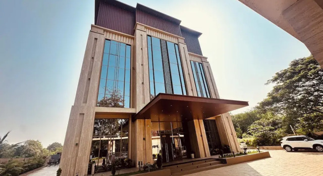 Pride Elite, Daman, Buchen Sie Hotel Daman Gujarat