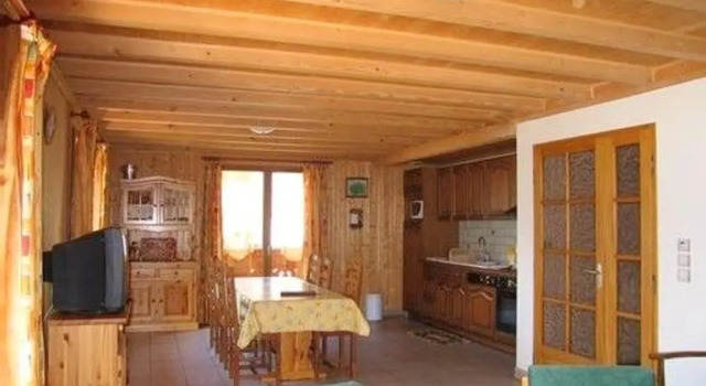 Apartment With 2 Bedrooms in Champagny-en-vanoise, With Furnished Garden and Wifi - 1 km From the Slopes, Prenota Appartamento Hotel a Rodano-Alpi con parcheggio, Parcheggio