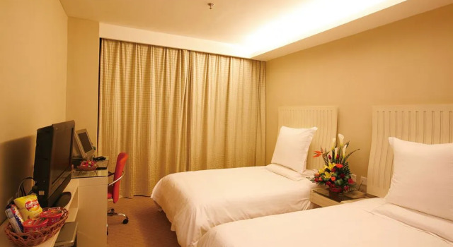 Xiangbao Lake Hotel