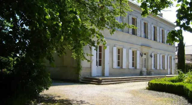 Domaine de Plisseau, Boek Hotel Bayon-sur-Gironde Aquitaine