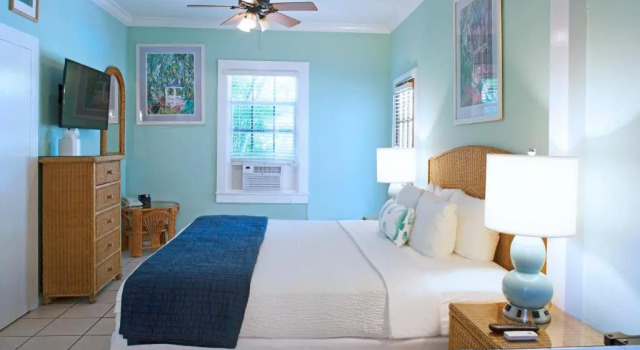 Двухместный полулюкс Westwinds Inn