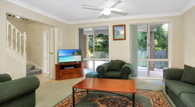 Four Bedroom Quality Townhouse