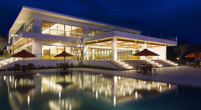Cam Ranh Riviera Beach Resort & Spa, Book Resort Cam Ranh Khanh Hoa