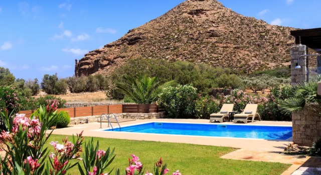 Muses Beach Villas - Thalia, Забронировать Отель Отели East Crete с парковкой, Парковка