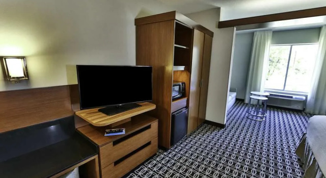 Fairfield Inn & Suites Savannah Midtown, Varaa Hotelli Savannah Georgia