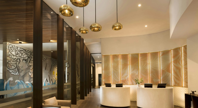 Four Points by Sheraton Brisbane, Забронировать Отель СПА-отели Брисбна, рядом с Wheel of Brisbane, SPA-услуги