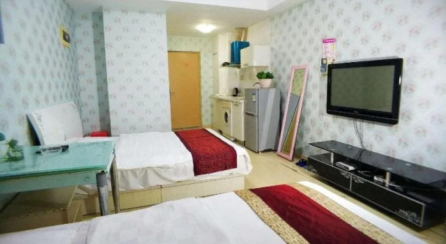 Wanda Gold Dragon Holiday Apartment