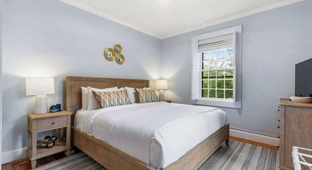 Sea Glass Suite - Luxury in Newport