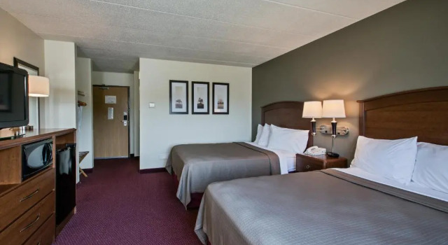 Номер Standard AmericInn by Wyndham Iowa Falls
