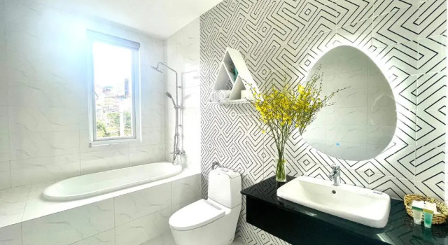 Номер Deluxe Phuong Vy Luxury Hotel
