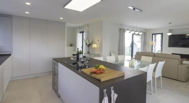 Wonderful Villa Near Beach, Забронировать Вилла Отели Марбелья 4 звезды, 4*