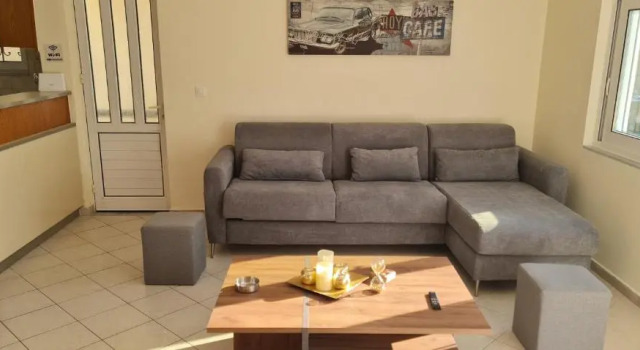 Chrisele House, 100m from Kalamaki Beach, Chania