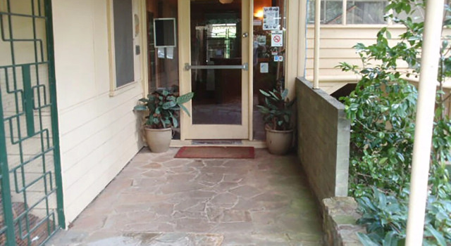 Warburton Lodge, Забронировать Отель Отели Долины Ярра с парковкой, Парковка