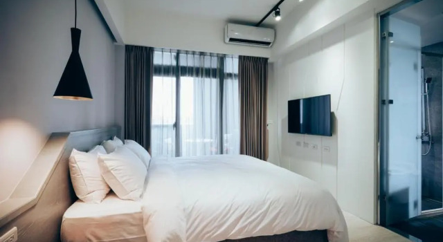 Standard Doppel Zimmer mit Balkon Onsense Villa