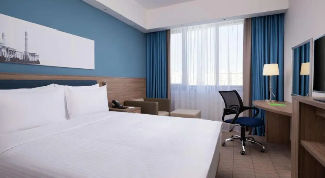 Двухместный номер Hampton By Hilton Astana Triumphal Arch