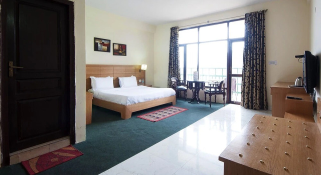 Номер Premium The Ayali Fernhill Resort, Chail