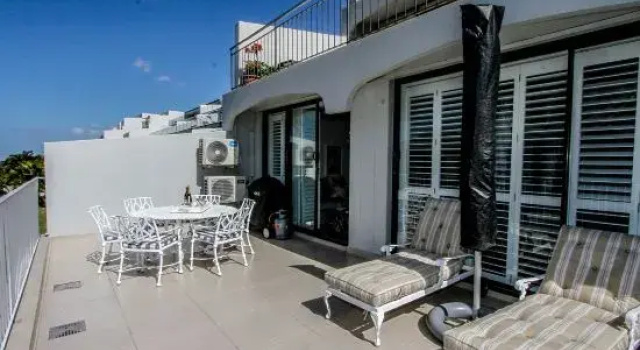 Oceanview 2BR Apt Umhlanga, Pool, Walk to Beach, Забронировать Апартаменты/квартира Апартаменты Умхланга, рядом с Маяк Умхланга, Апартаменты/квартира
