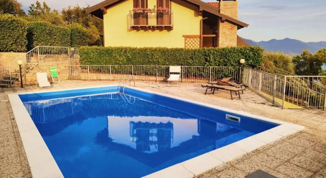 Студия Standard Happy Guest Apartments - Lake Panorama & Pool