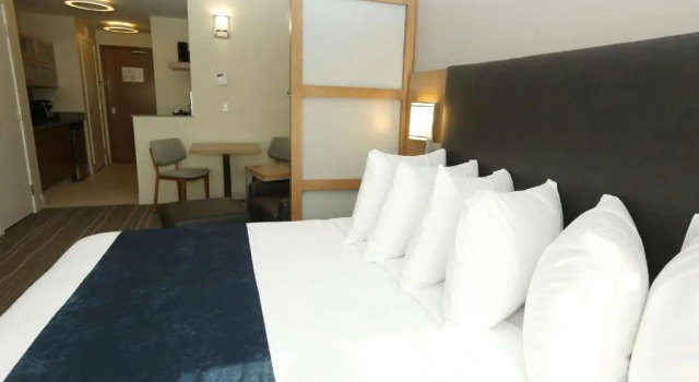 Двухместная студия Best Western Plus Sawridge Suites