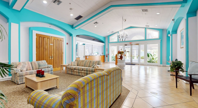 Comfortable Townhome Near Disney With Athletic Courts & Pool Access, Patio, & AC, Забронировать Дом для отпуска Виллы Фор Корнерз, Вилла