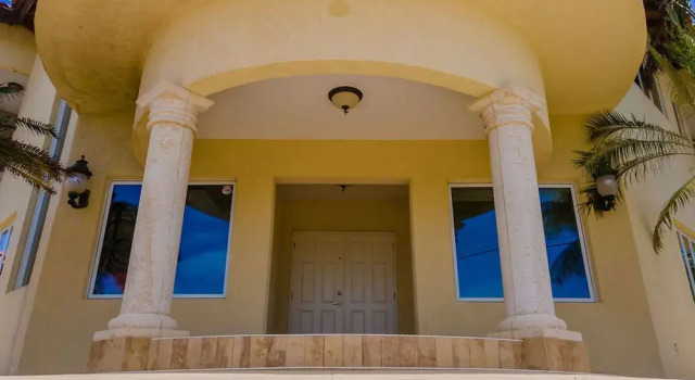 Amazing 4br4ba Villa w Pool Birdsanctuary Views, Varaa Villa Noord Aruba