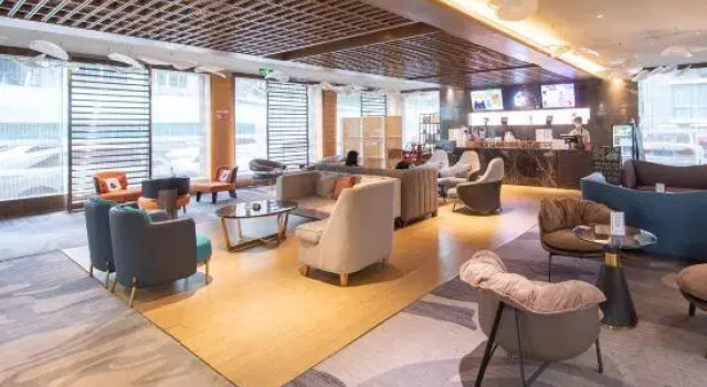 Minghu Quanying Hotel