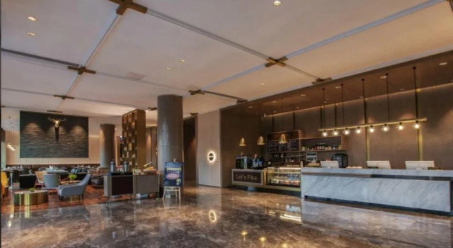 Echarm Plus Hotel (Wuhan Donghu College Dahualing Subway Station), Prenota Hotel Hotel a Hubei con parcheggio, Parcheggio